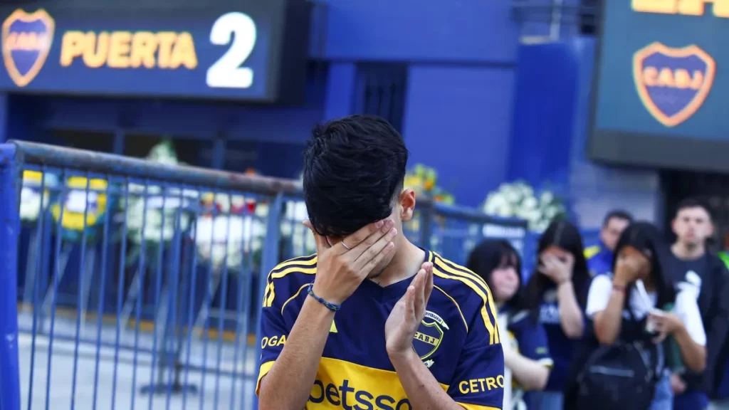 Homenajes a Miguel Russo: minutos de silencio de varios planteles y mensajes de FIFA y Lionel Messi