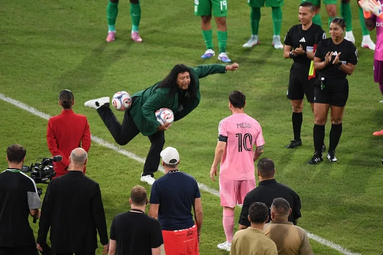 Locura por Lionel Messi en Medellín, el “escorpión” de René Higuita y los pedidos especiales de Inter Miami