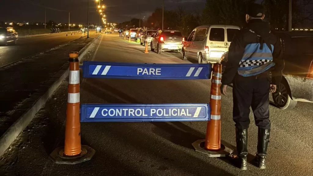 Más de 130 conductores dieron positivo en controles viales durante el fin de semana