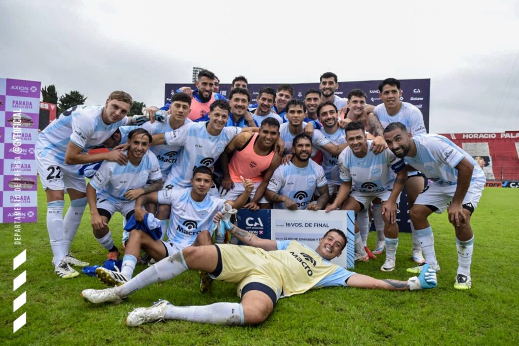 Copa Argentina: victoria de Gimnasia y Tiro ante Gimnasia de Mendoza