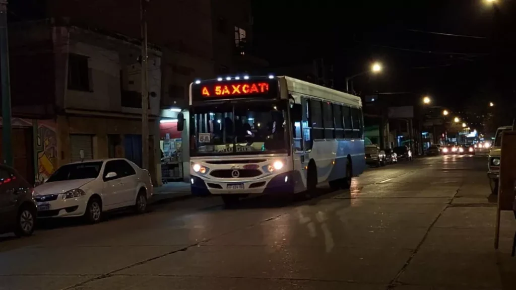 Suspenden el servicio nocturno de colectivos en el área metropolitana de Salta