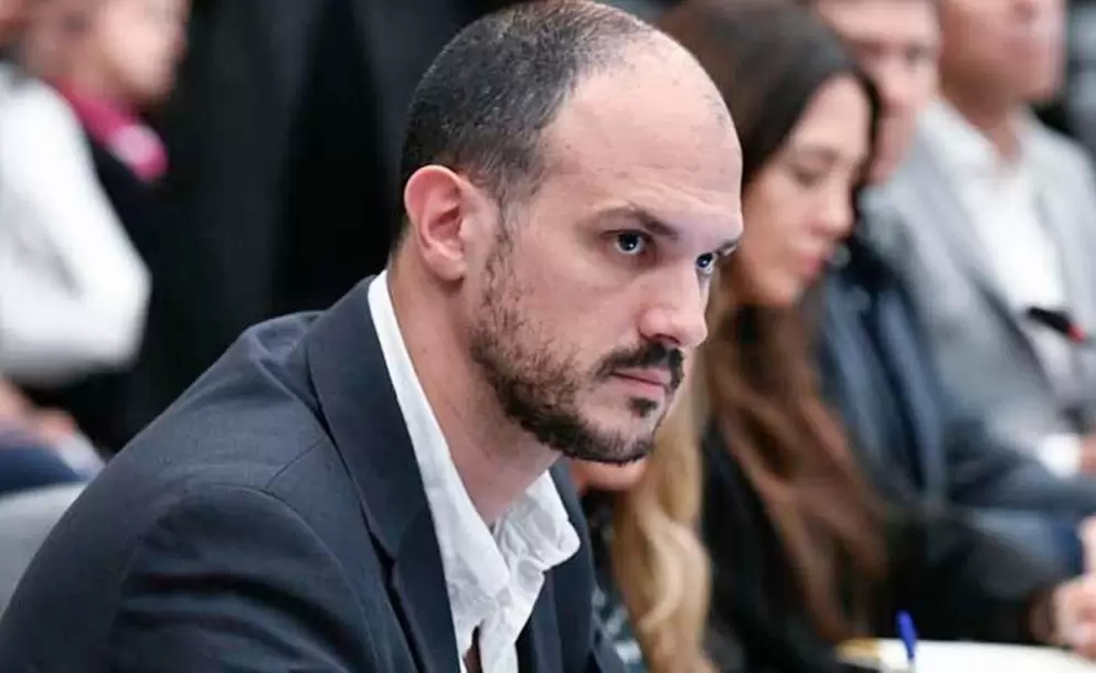 Denuncian a un diputado libertario por presunto enriquecimiento ilícito tras comprar una casa de USD 300 mil