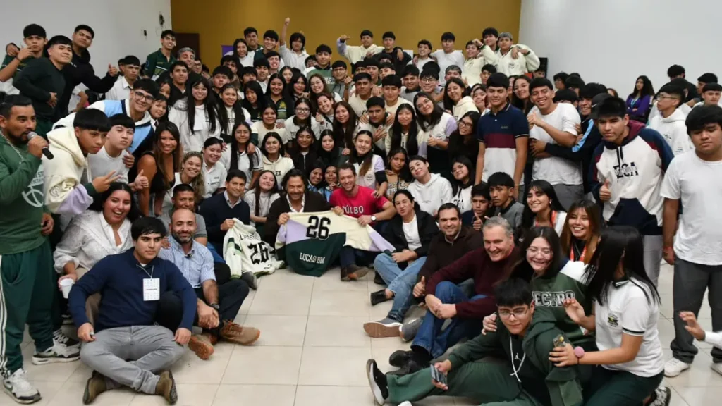Foro Salta Joven en Orán: Sáenz destacó el protagonismo de los jóvenes