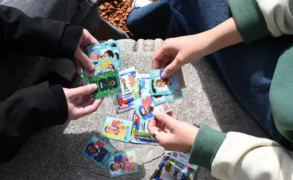 Prohibieron llevar las figuritas del Mundial a una escuela para evitar peleas y distracciones