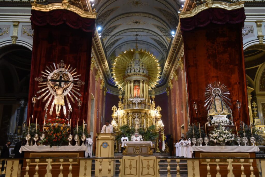 El Señor y la Virgen del Milagro serán entronizados el 25 de julio en Salta