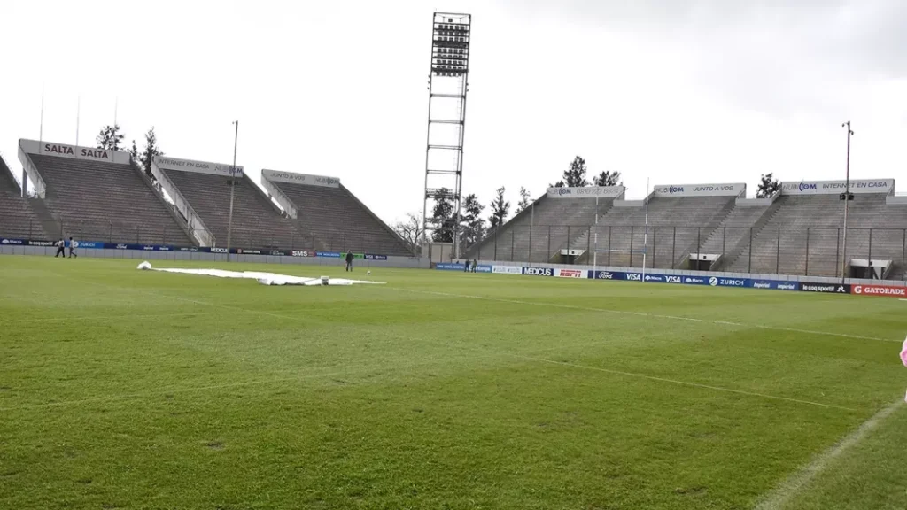 El Martearena acelera su puesta a punto para la llegada de Boca y River