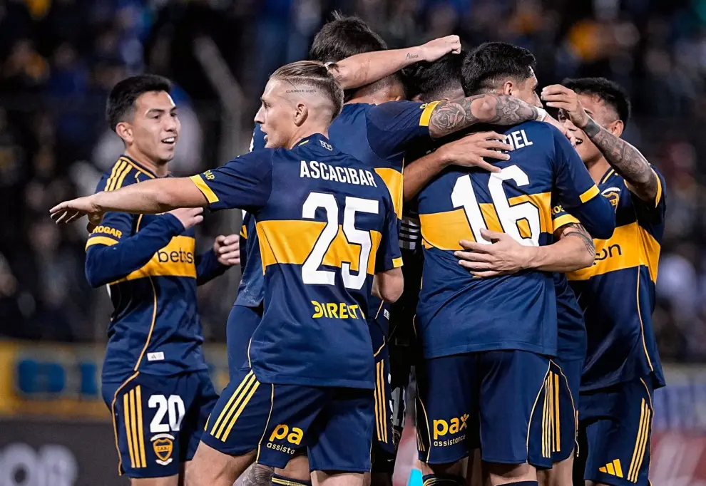 Con un golazo de Lautaro Blanco, Boca venció a Atlético Paranaense en el Padre Martearena