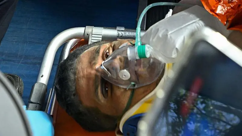 «¡Un milagro!»: Rescataron a Hernán, el hombre que estuvo 8 días bajo los escombros en Venezuela