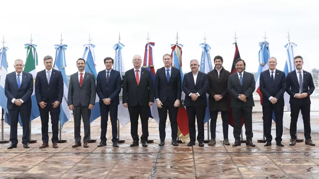 Gobernadores del Norte Grande reclaman alivio energético y obras para garantizar el gas