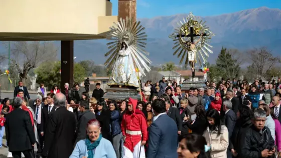 Los Santos Patronos volverán a recorrer la Casa de Gobierno el 4 de septiembre