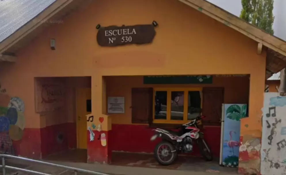 Denunciaron a una docente acusada de escupir a una nena de 7 años con síndrome de Down en una escuela de Chubut