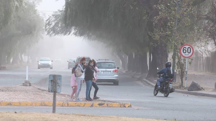 Alerta en Salta por ráfagas que pueden alcanzar los 130 km/h