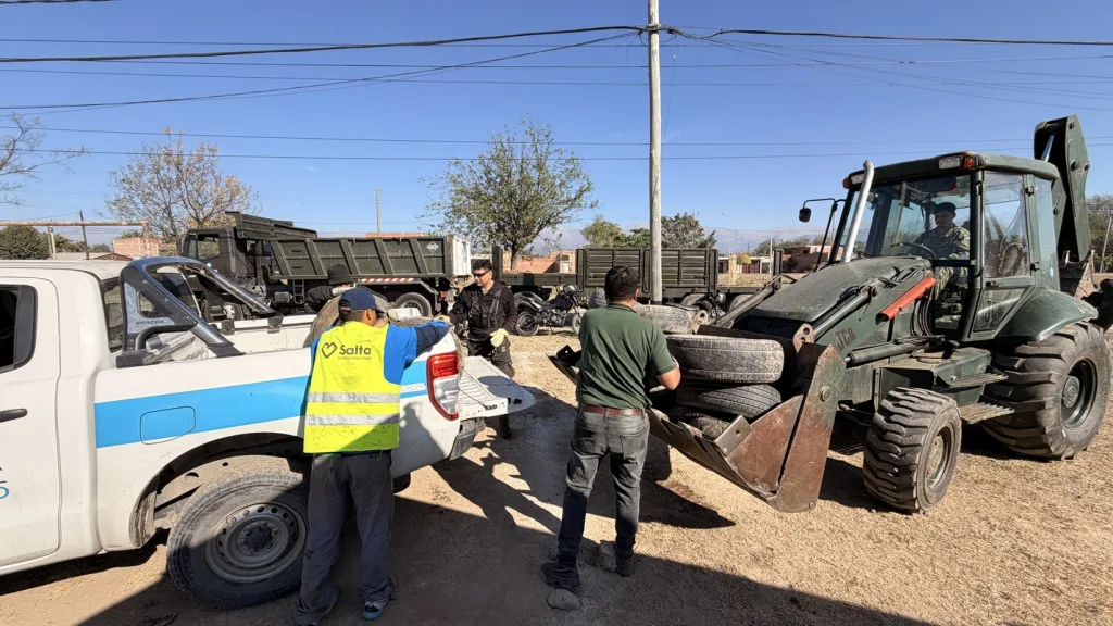 Retiraron cinco toneladas de chatarra en un operativo contra el dengue en Solís Pizarro