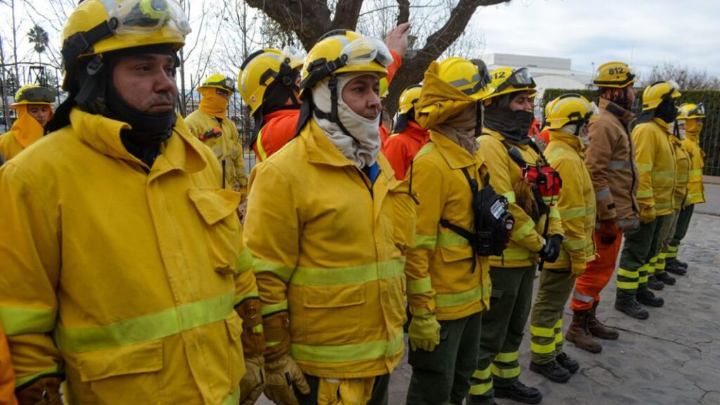 Bomberos refuerzan recursos y despliegan estrategia ante el inminente impacto del “Súper Niño”