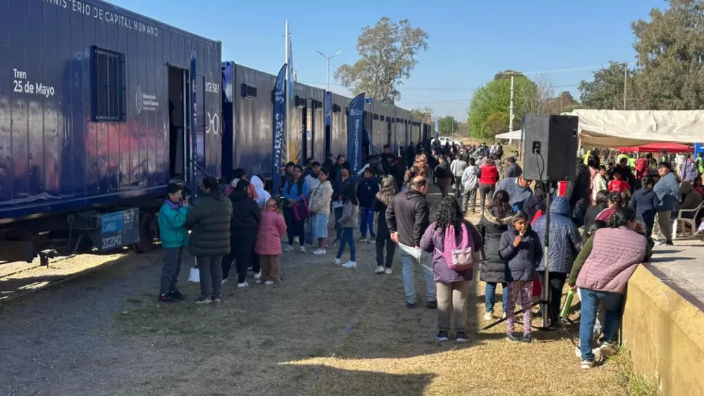 El Tren 25 de Mayo ya atendió a más de 5.700 personas en Salta