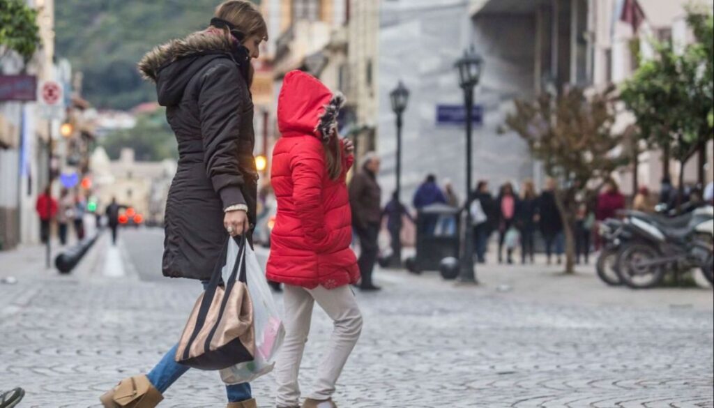 De los 32° a un domingo helado: el brusco cambio de tiempo que espera a Salta