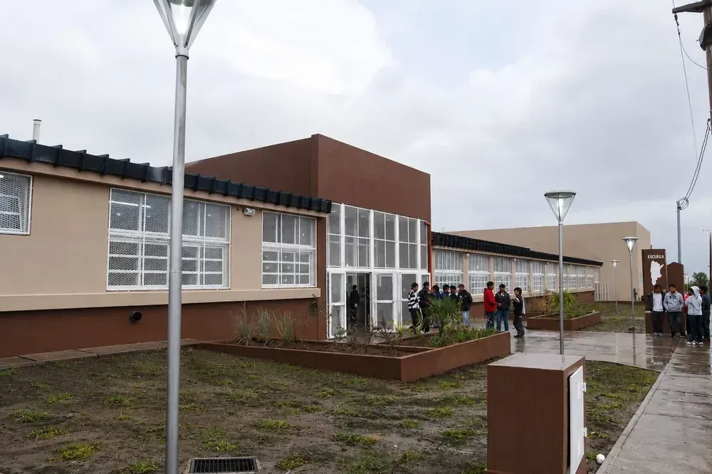 Campo Quijano: Un menor fue denunciado por amenazar a tres compañeros con un arma