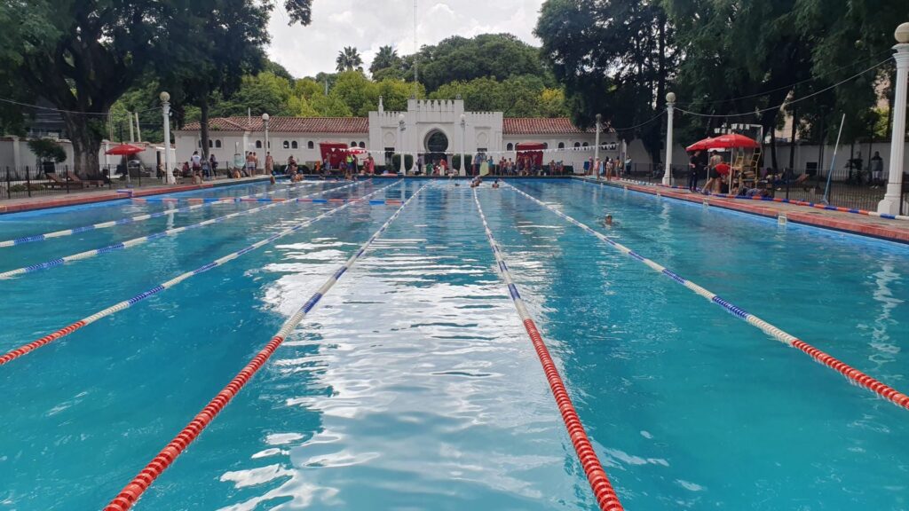 Abrió la inscripción para las clases de natación adaptada