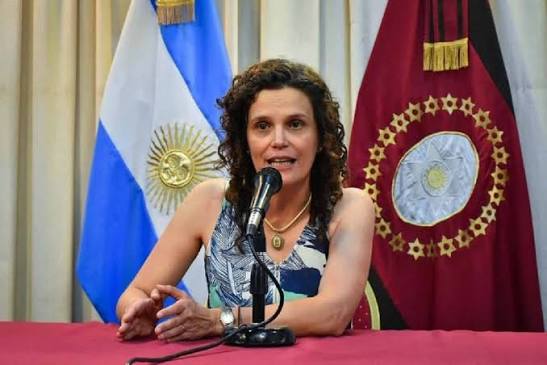 Fiore desmintió los cargos truchos y apuntó a una maniobra política