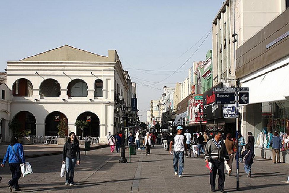 Milagro: los comercios salteños trabajarán hasta las 14 este martes