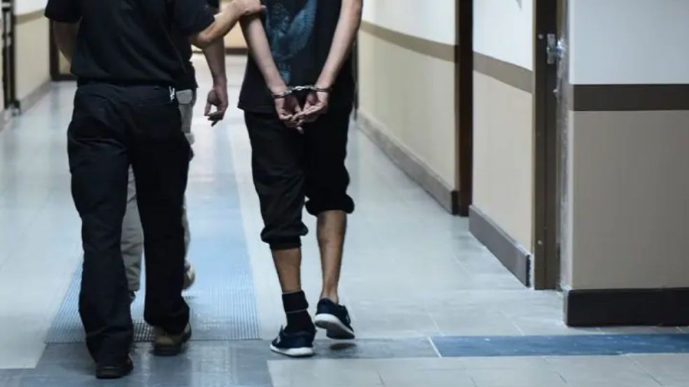 Una jueza porteña declaró inconstitucional el nuevo régimen penal juvenil y sobreseyó a un menor de 14 años