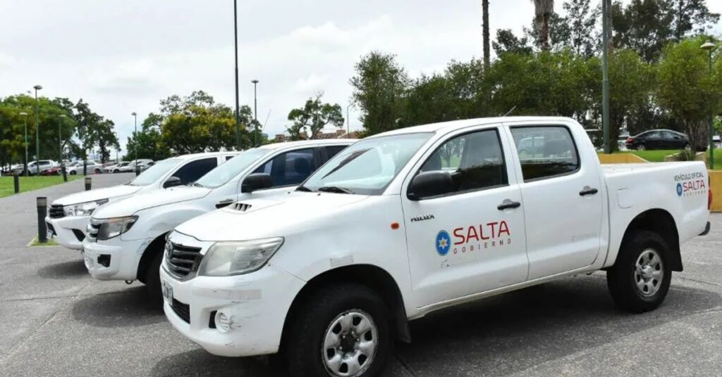 Salta endurece el control sobre los autos oficiales: combustible, kilometraje y geolocalización