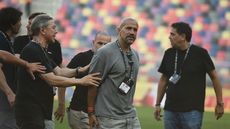 Estudiantes, contra la AFA: otra final polémica y el enojo por los beneficios para Rosario Central