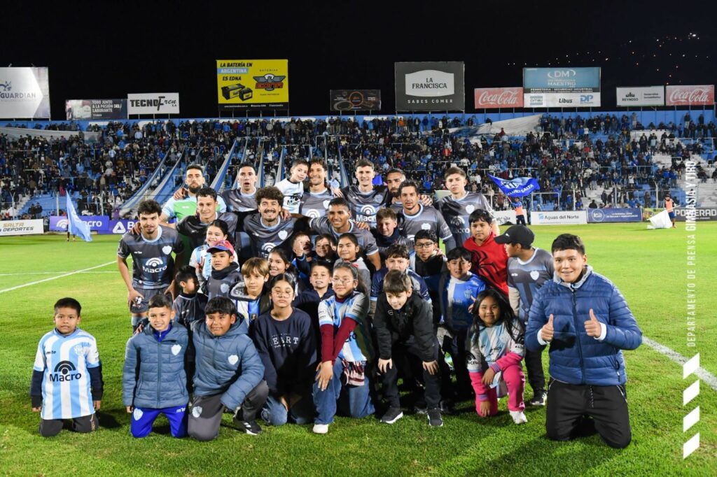 Gimnasia y Tiro empató sin goles ante Tristán Suárez y se mantiene en zona de clasificación